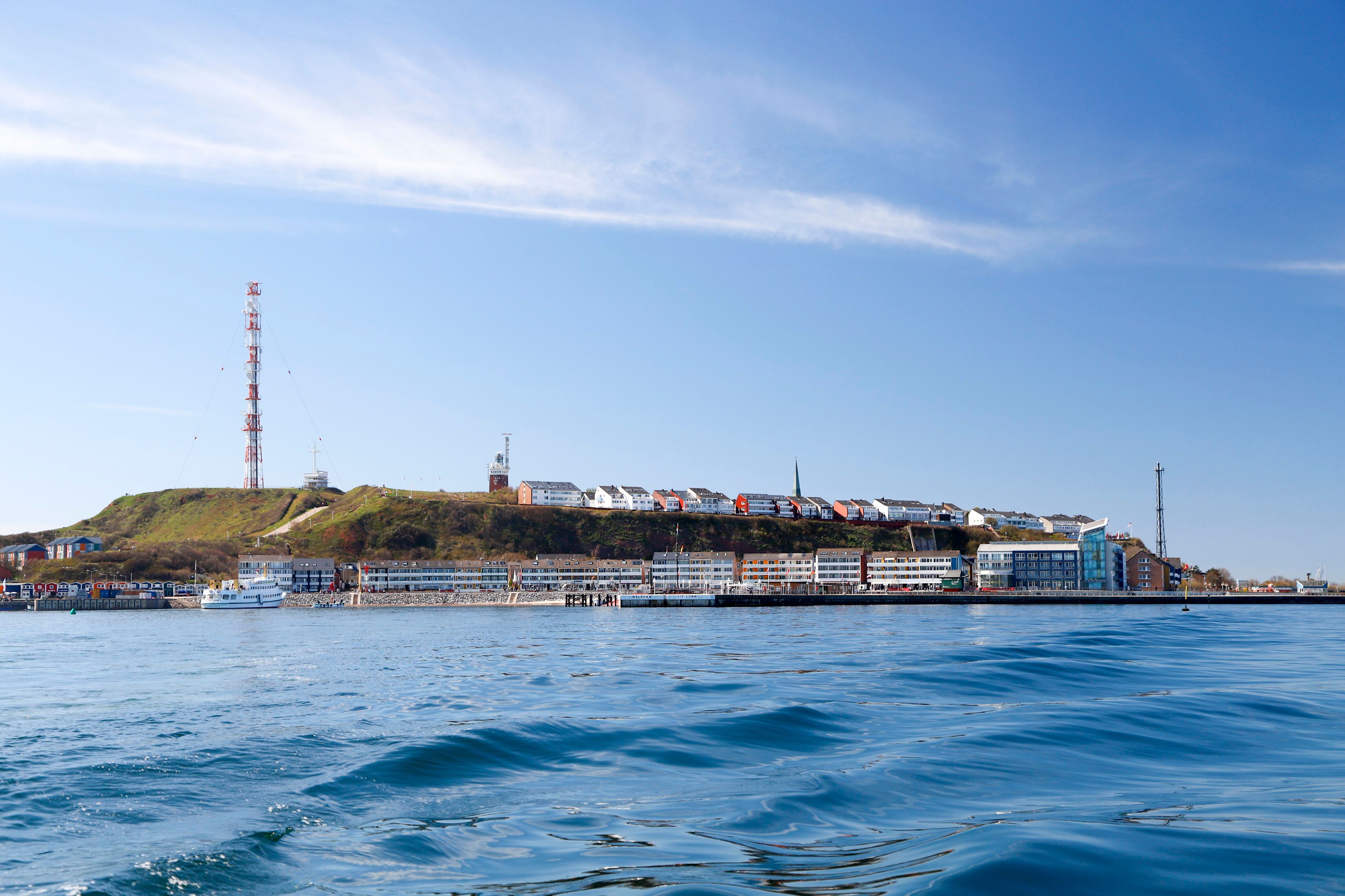 Blick auf Helgoland vom Wasser