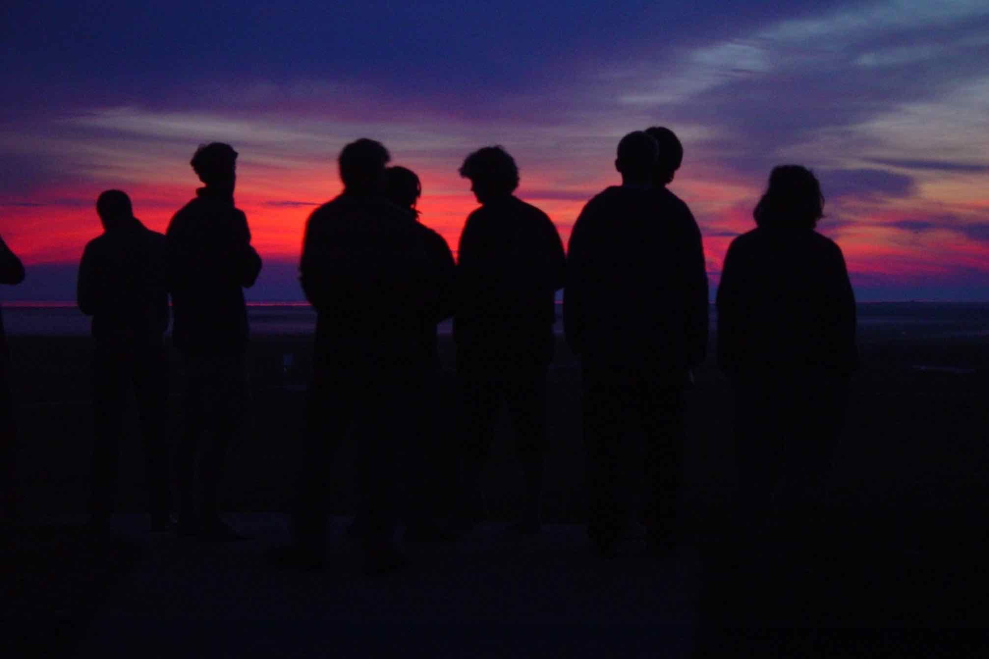 Genießen Sie auf dieser Führung die Abendstimmung und erleben Sie Friedrichskoog mit allen Sinnen: Wie schmeckt, riecht und hört sich diese besondere Landschaft an?