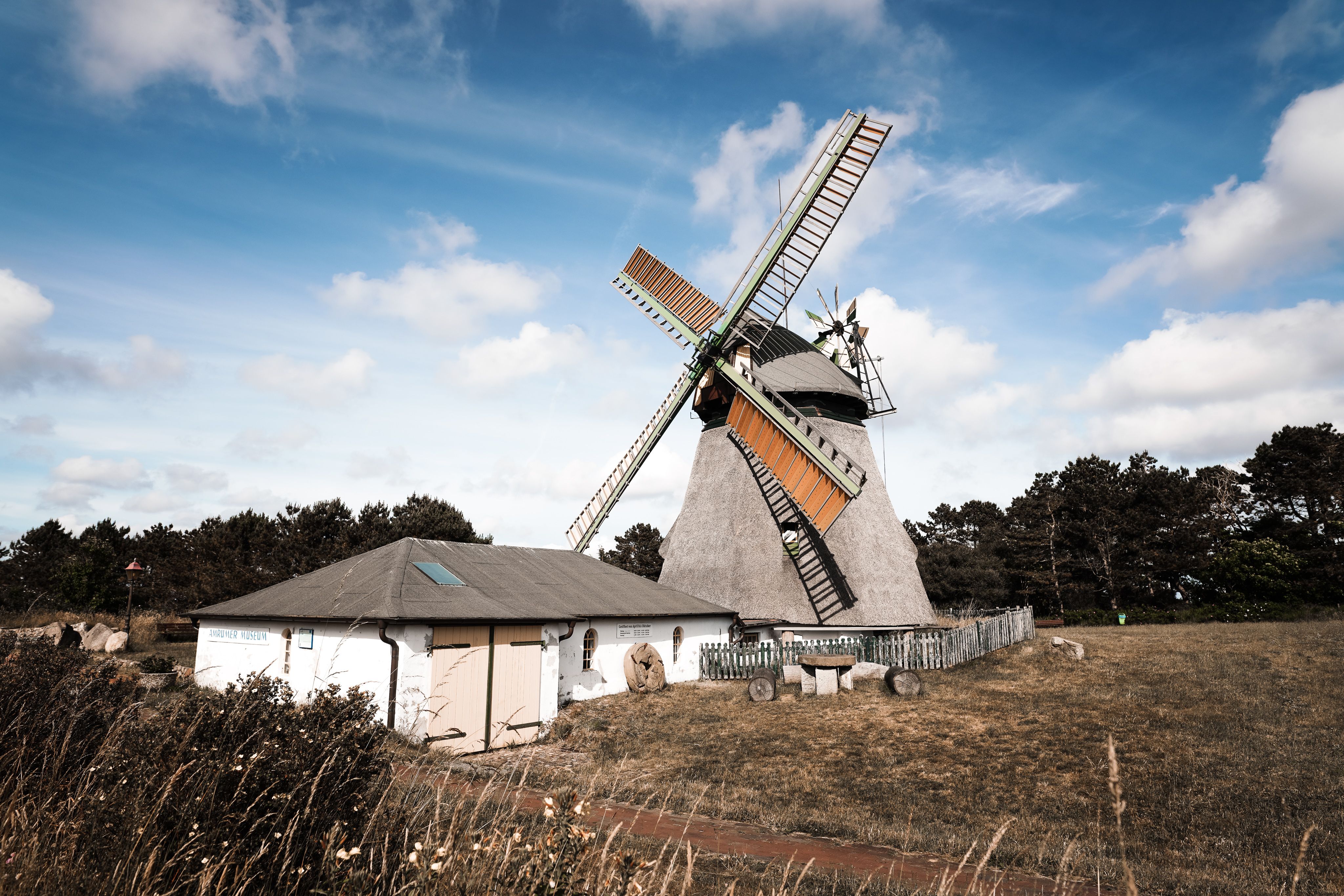 Die Amrumer Windmühle und das Mühlenmuseum